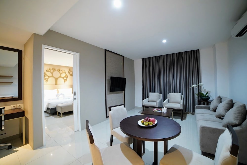 Palm Park Hotel Surabaya 29/46