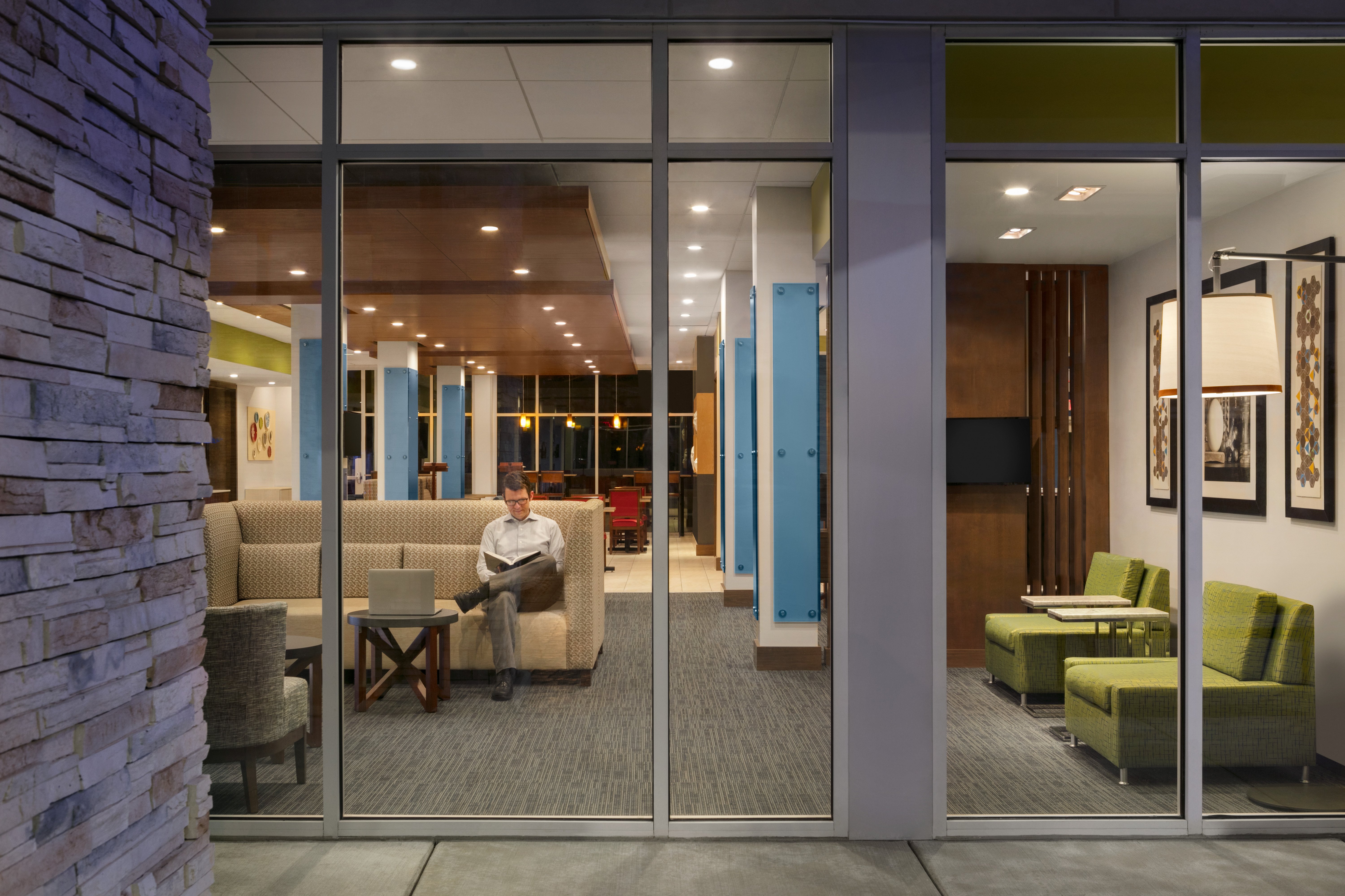 Holiday Inn Express & Suites Salisbury 6/38