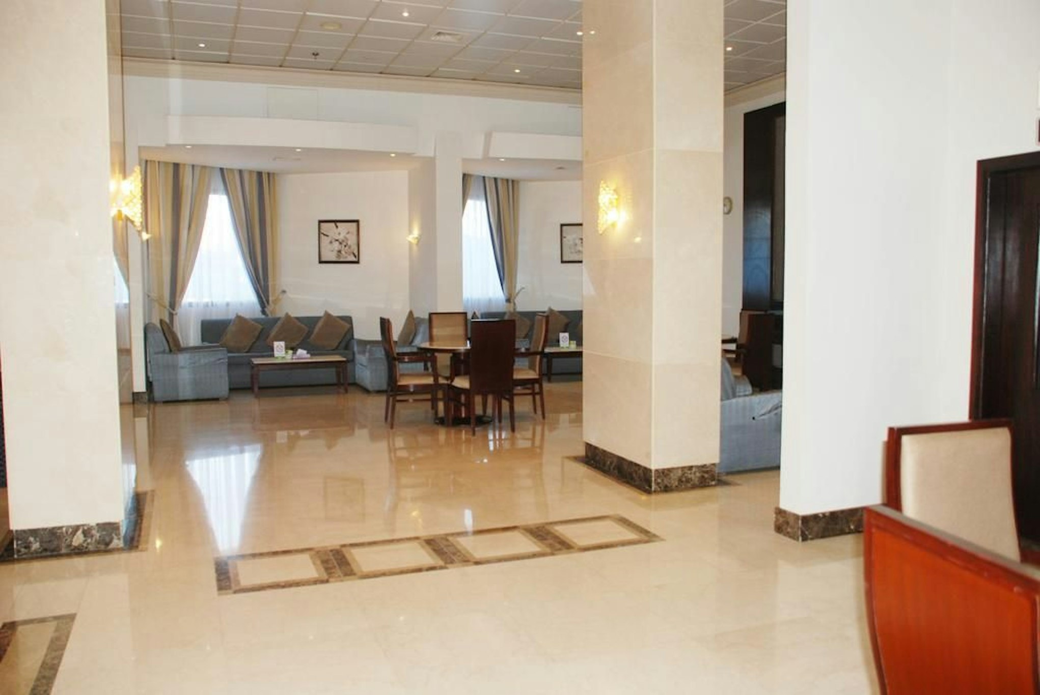 فندق جلوريا إن نجران(Alrabea Hotel) 20/32