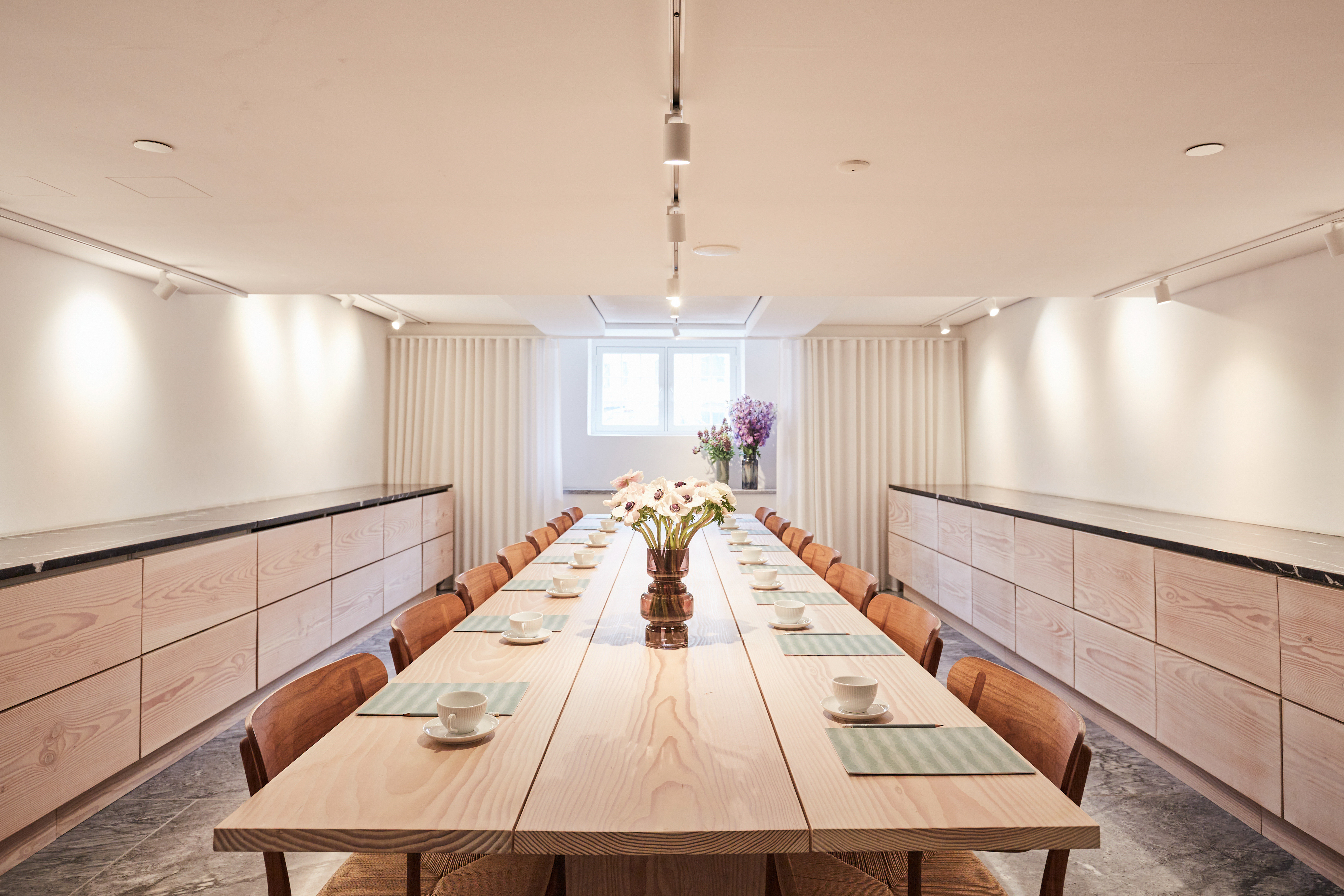 Nobis Copenhagen 44/56