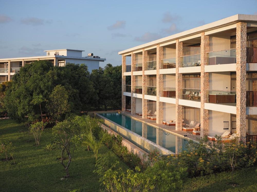 Kwanza Resort by Sunrise in KIZIMKAZI