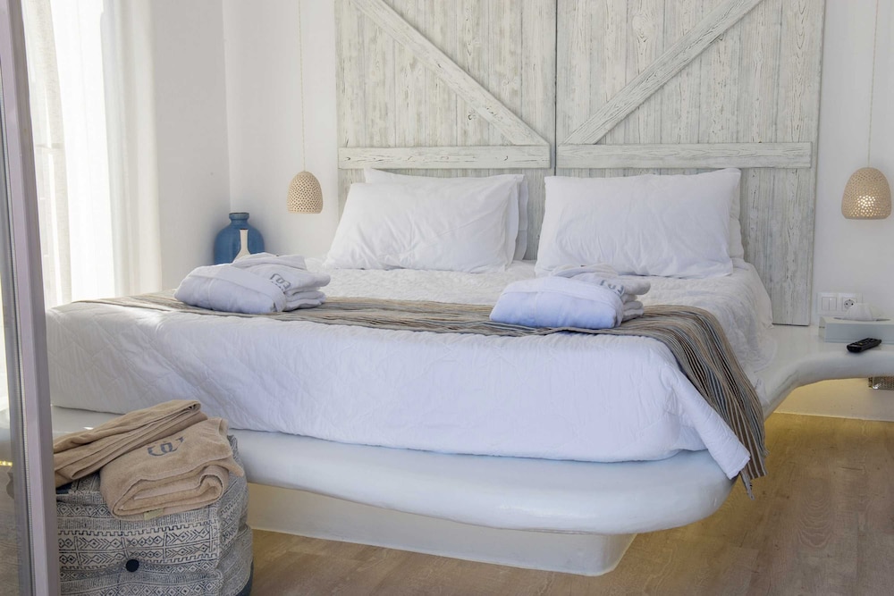 Akkadian Mykonos Resort 27/69