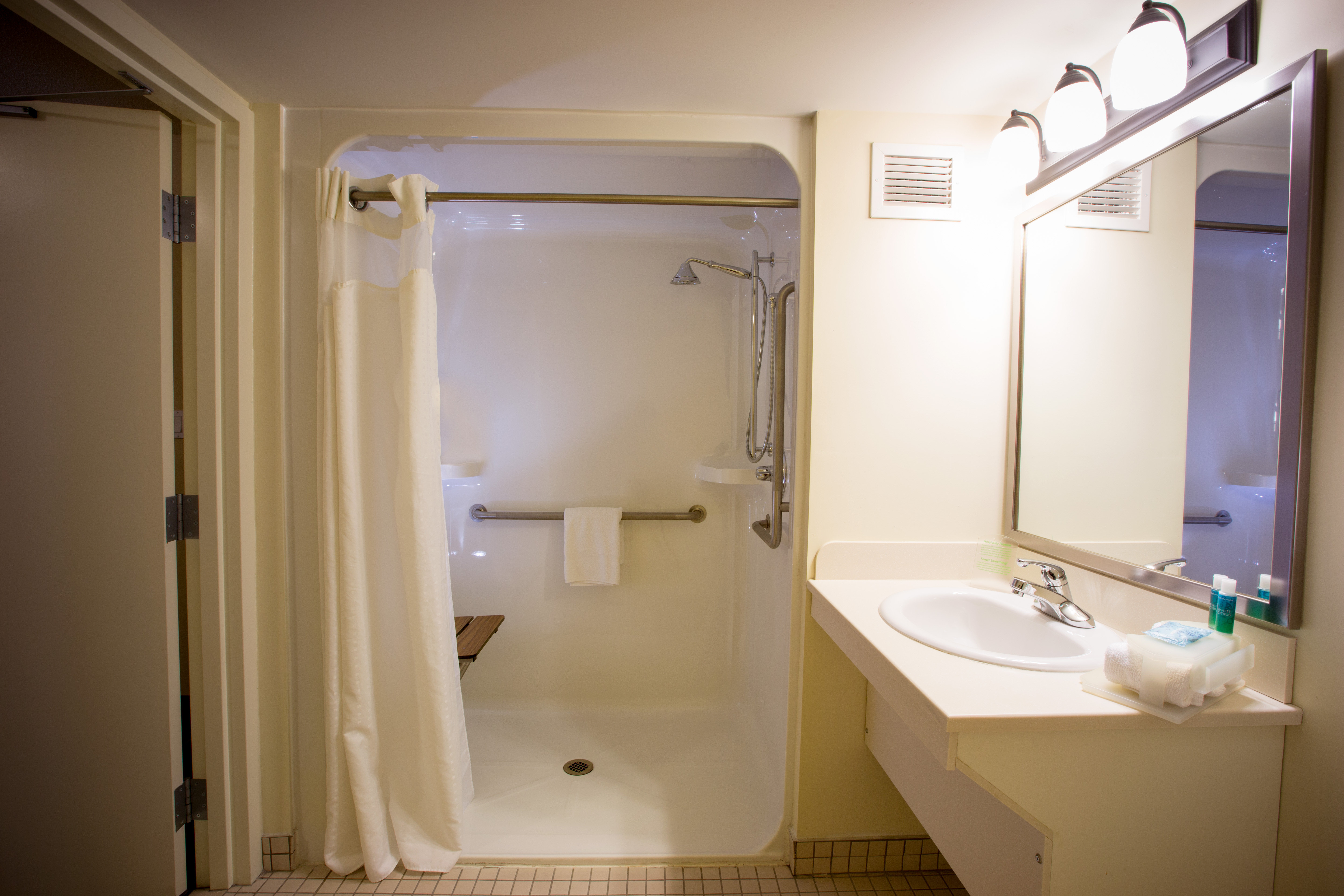 Holiday Inn Express Stellarton New Glasgow 47/50