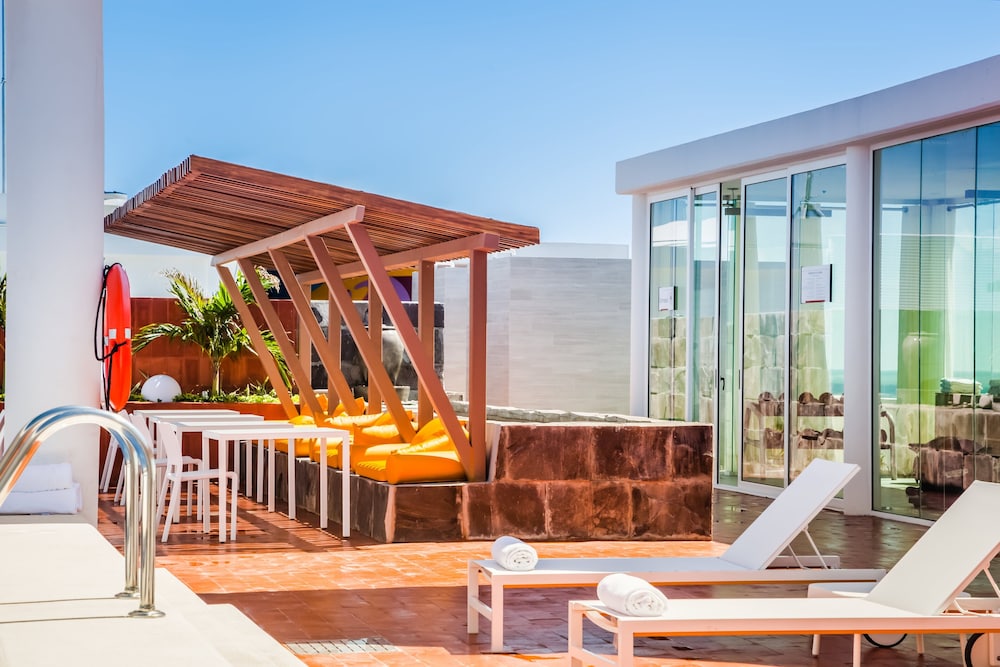 Fiesta Inn and Loft Ciudad del Carmen 44/50