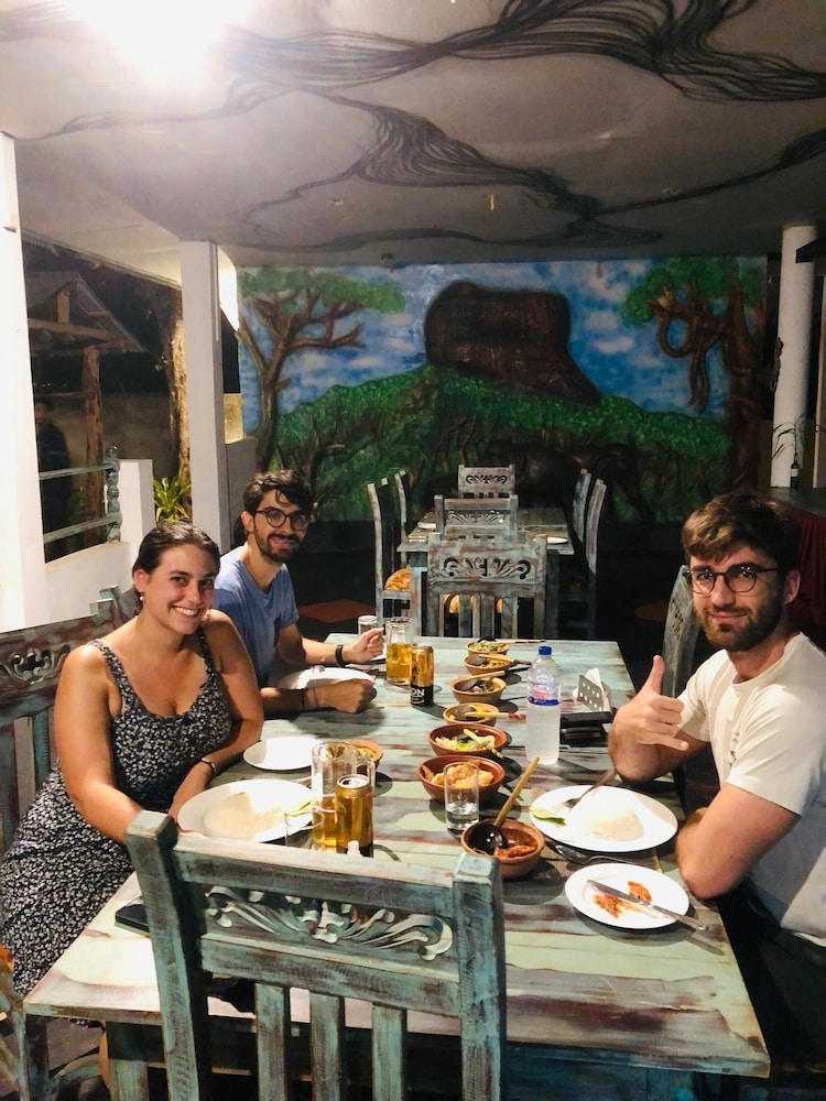 Hungry Lion Resort 28/43