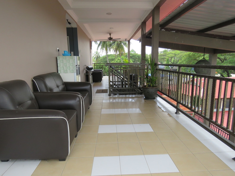 Gm Motel 25/31