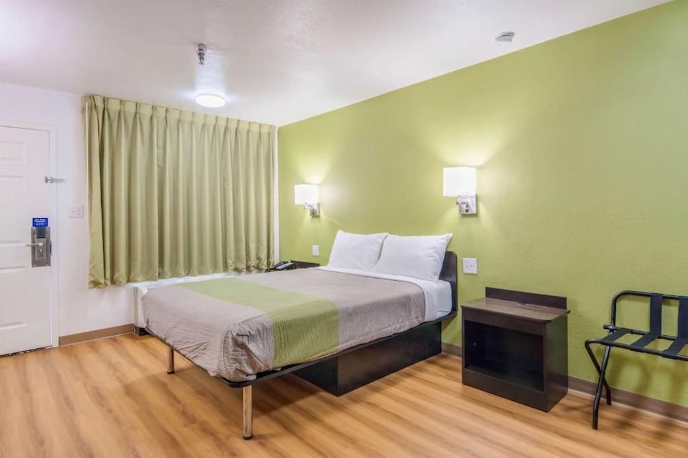 Studio6 Abilene, TX – East 24/62