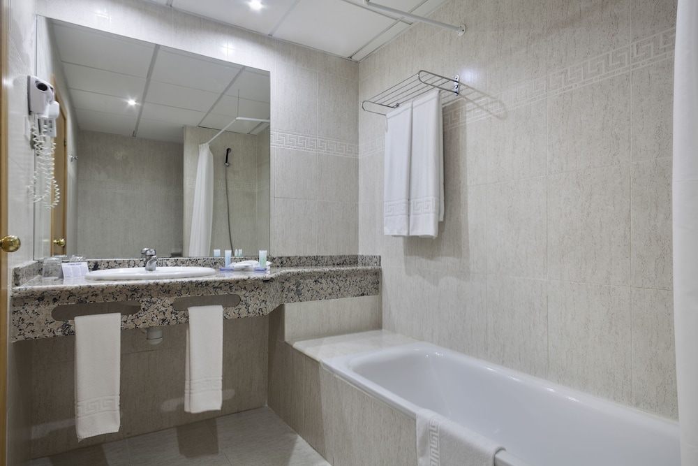 Best Benalmadena Hotel 60/62