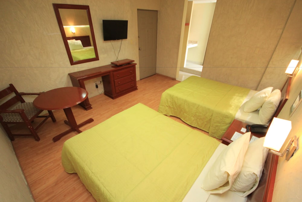 Enterprise Inn Plaza Ex Enterprise Inn Express Leon 18/45