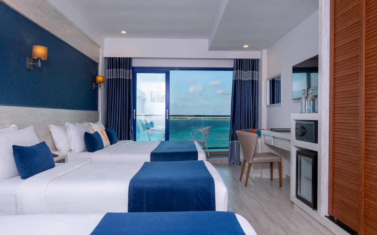 Deluxe Quadruple Room Seaview with Balcony-Transfer Included, Kaani Palm Beach 2/7