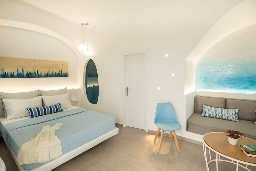 Amera Suites 11/48