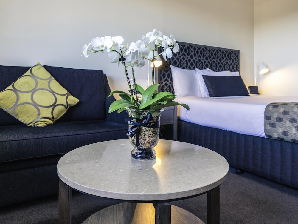 Mercure Albury 25/49