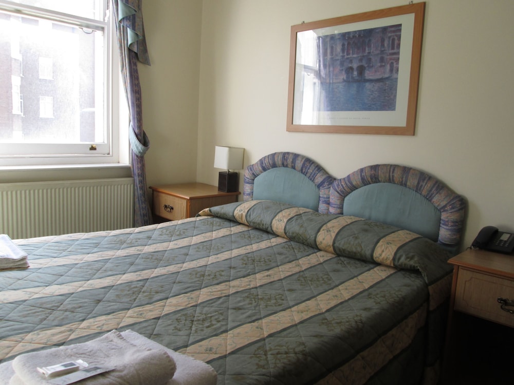 Brompton Hotel 21/60