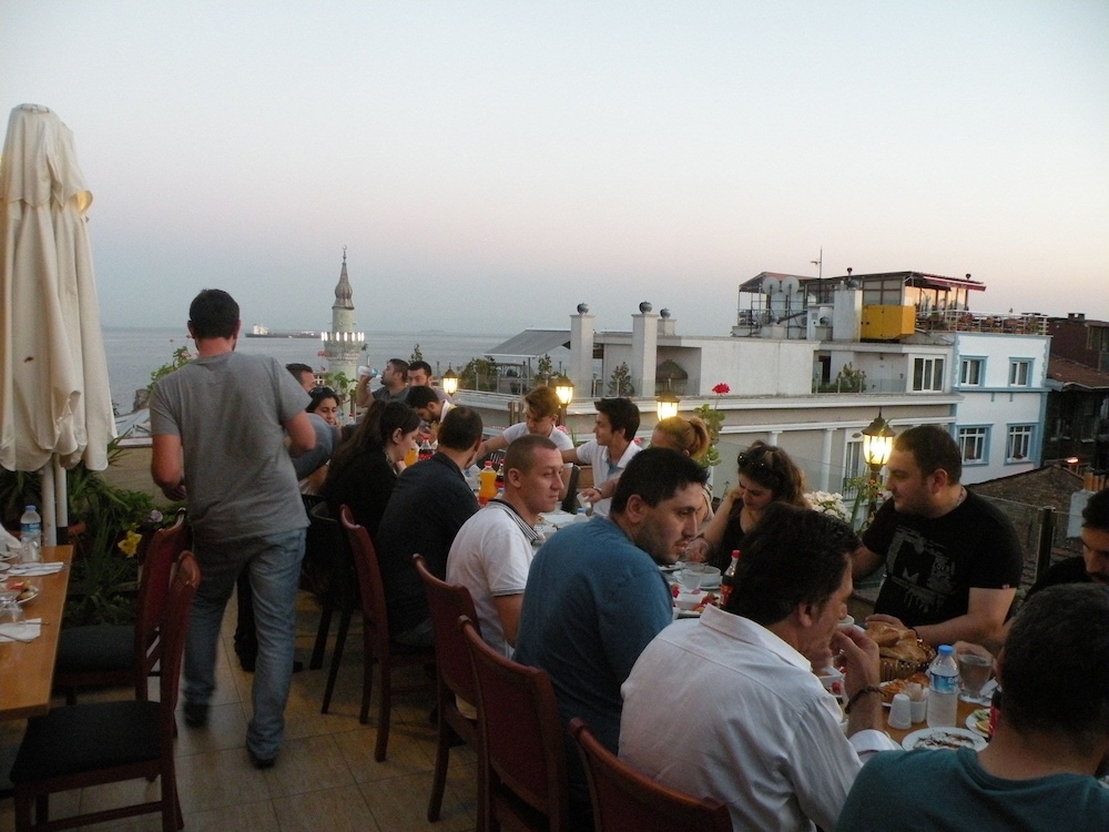 Agora Boutique Hotel & Bistro 23/50