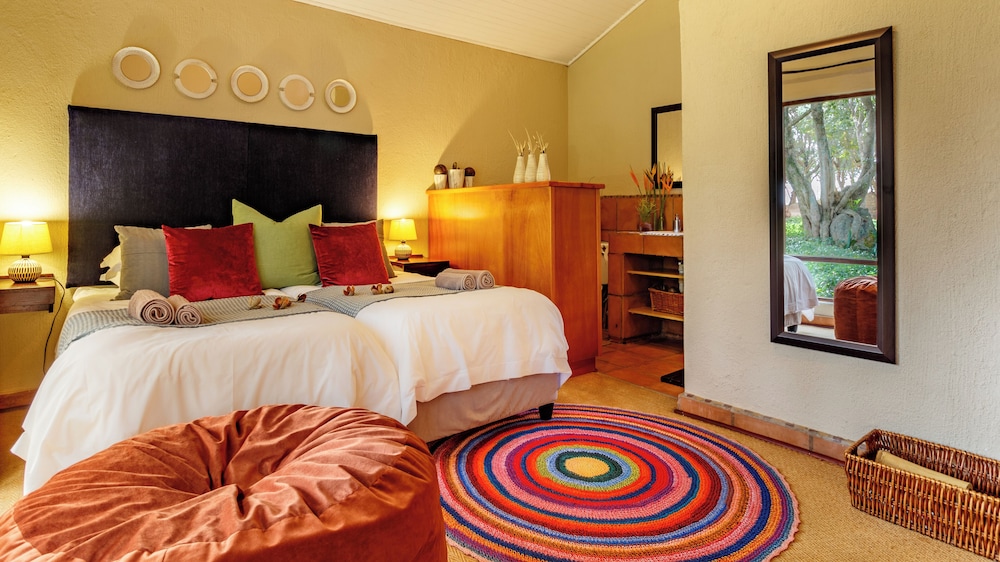 Ulwazi Rock Lodge 12/50