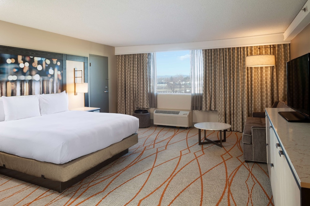 DoubleTree by Hilton Denver Central Park 7/29