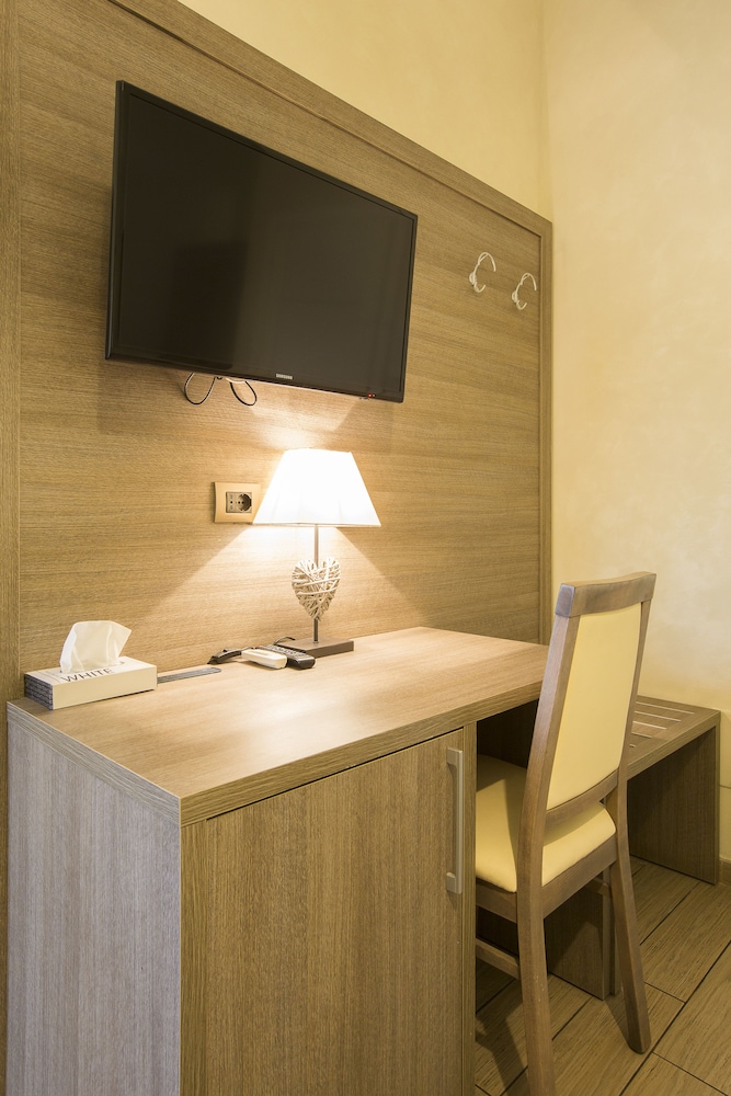 Relais Tiburtina 54/64