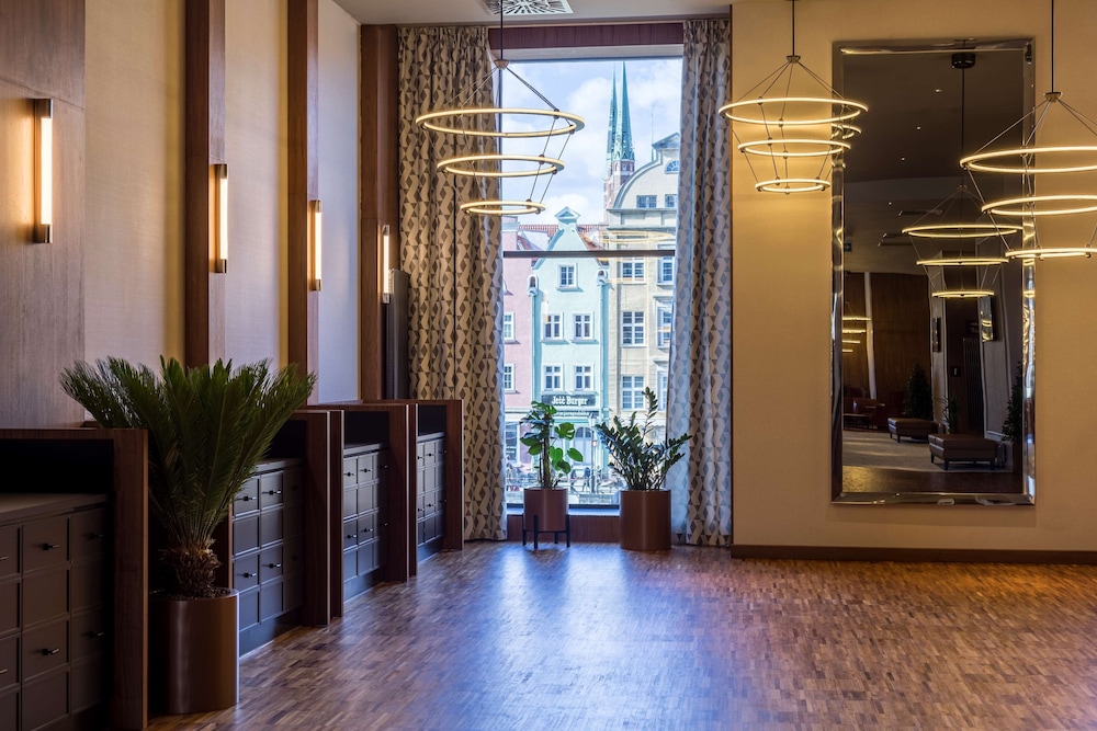 Radisson Hotel And Suites Gdansk 5/75
