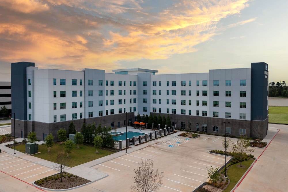 Hyatt House The Woodlands-Shenandoah 3/47