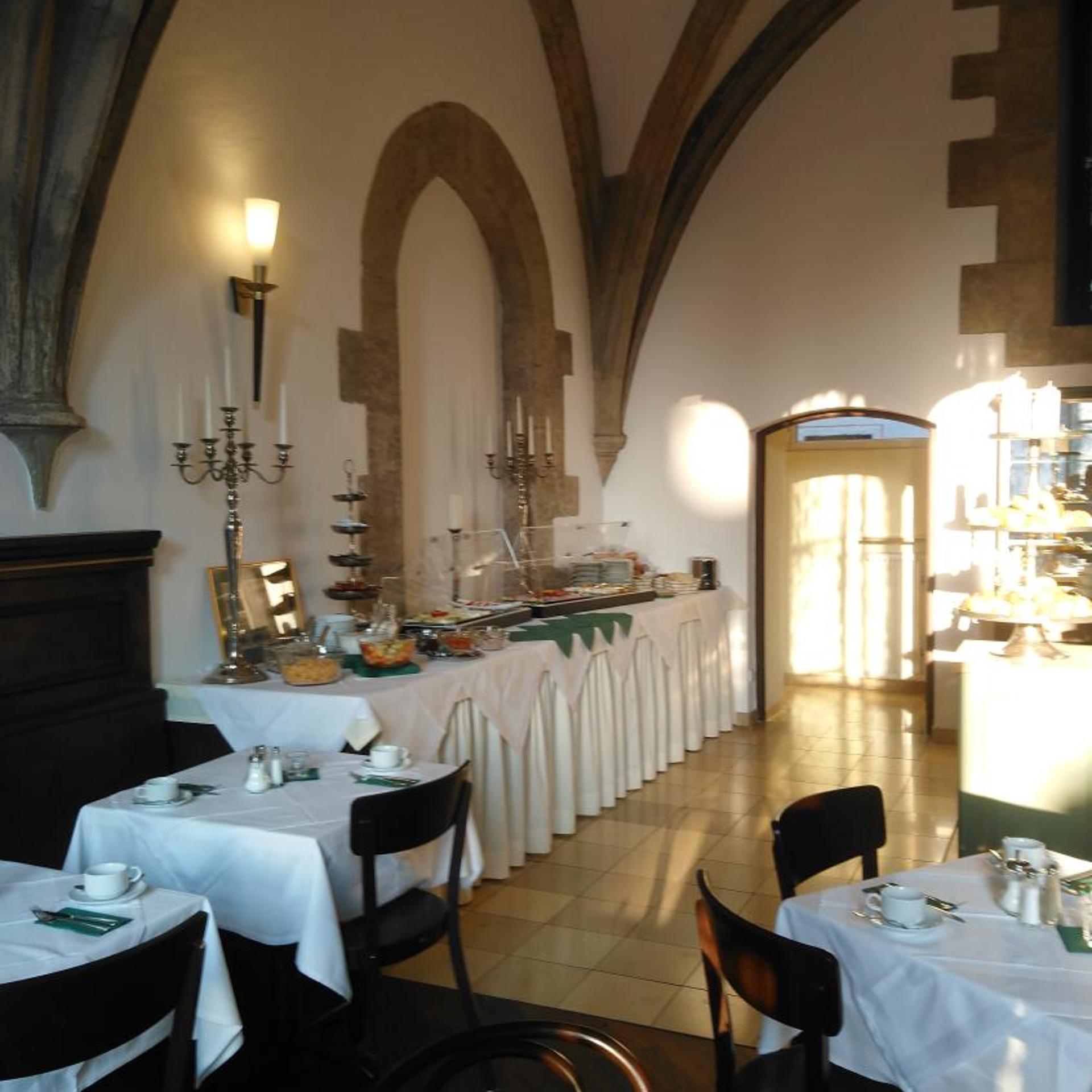 Hotel Kaiserhof am Dom 42/59