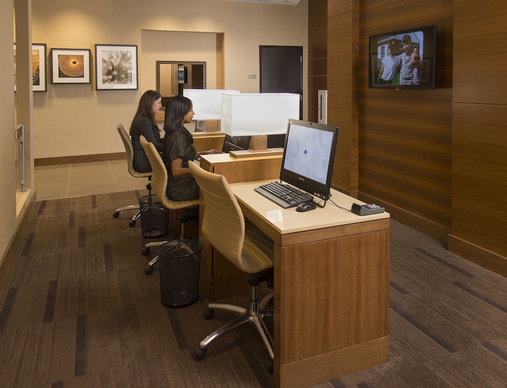 Hyatt Place Detroit/Novi 60/64