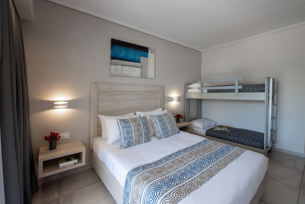 Marelen Hotel 18/76