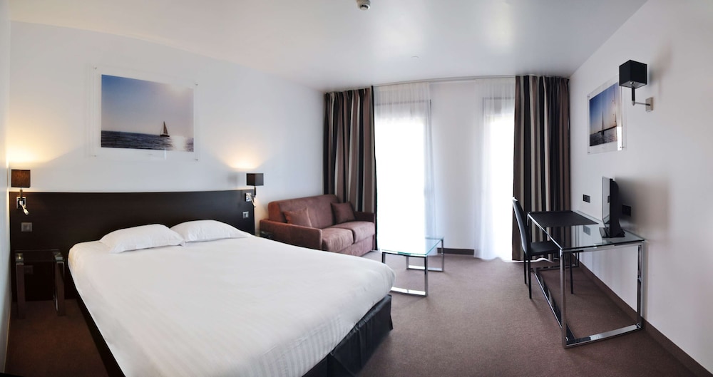 Golden Tulip Pornic 10/50
