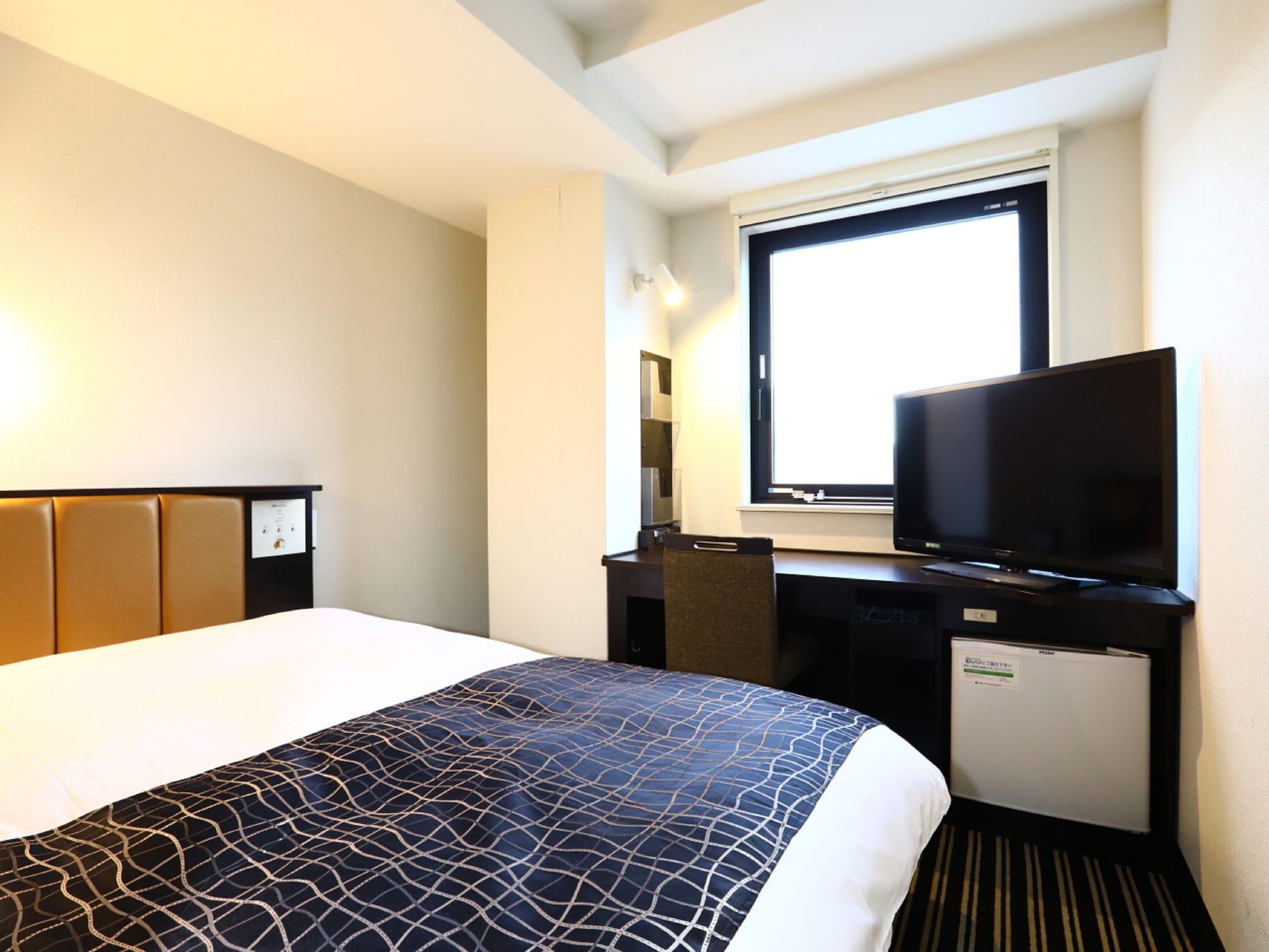 غرفة بسرير مزدوج، Apa Hotel Shintomicho-Ekimae 3/8