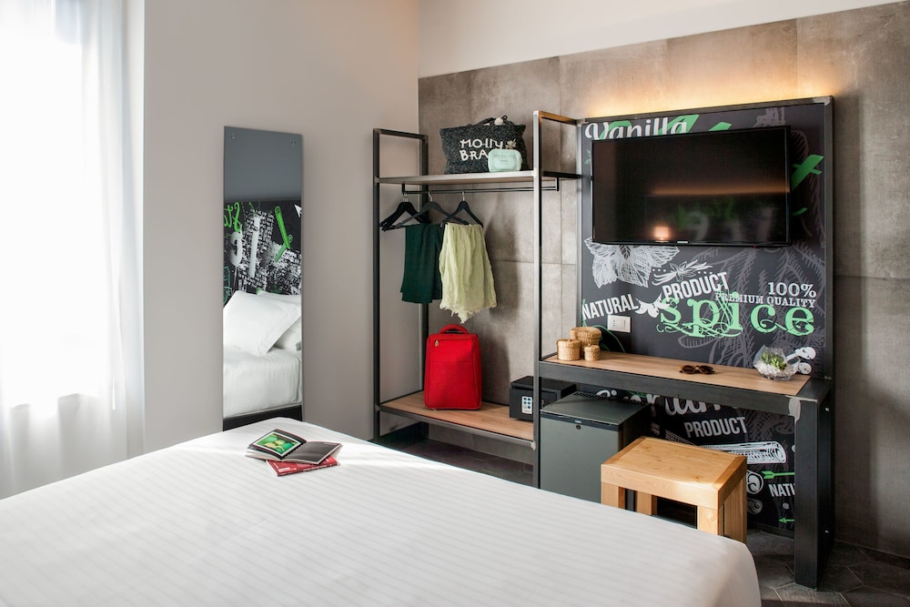 Spice Hotel 15/36