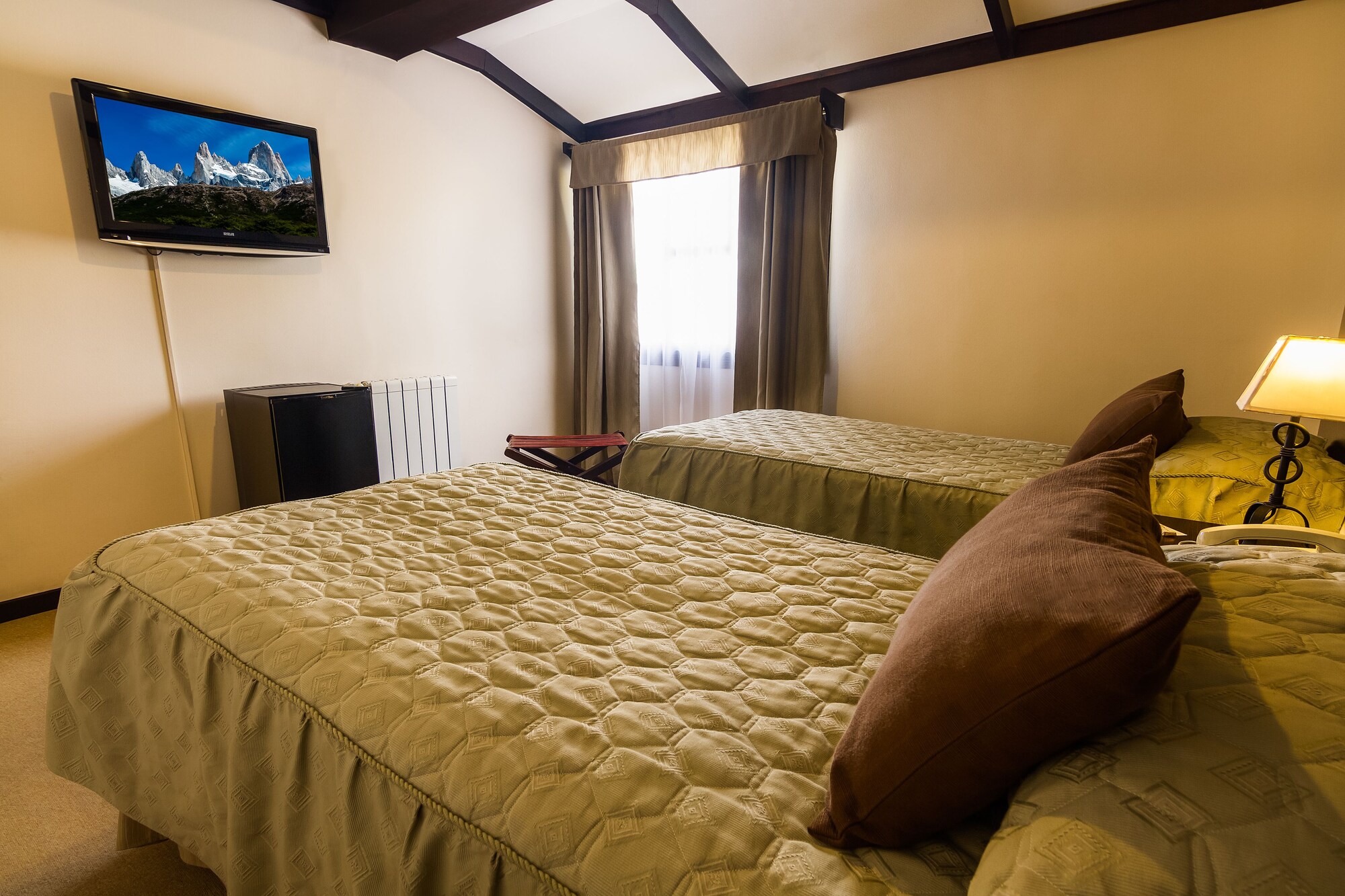 STANDARD, DOUBLE BED