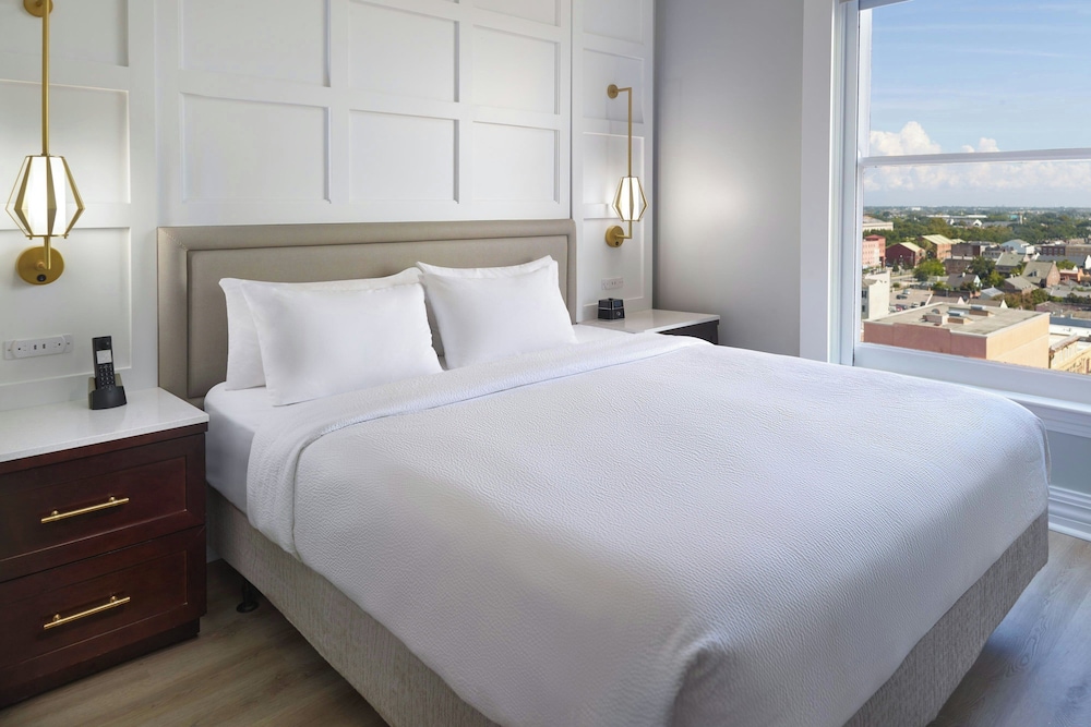 Room at Courtyard By Marriott New Orleans French Quarter/Iberville, NEW ORLEANS - LA