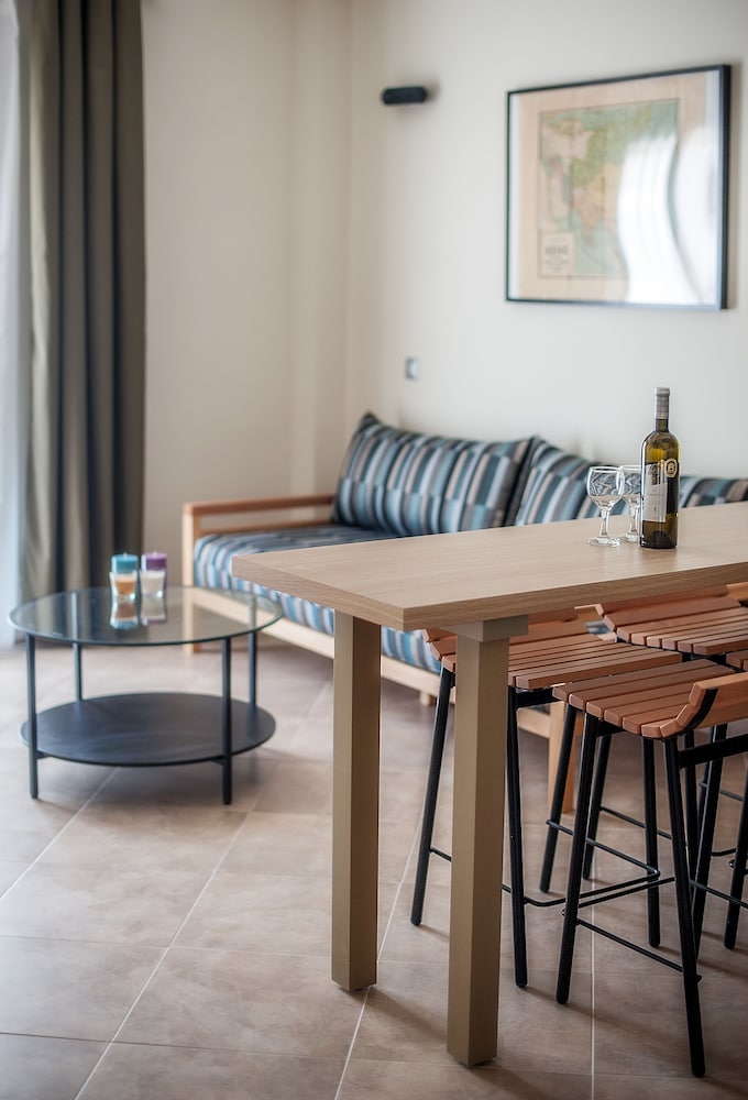 Villa Despina Green Suites 11/18