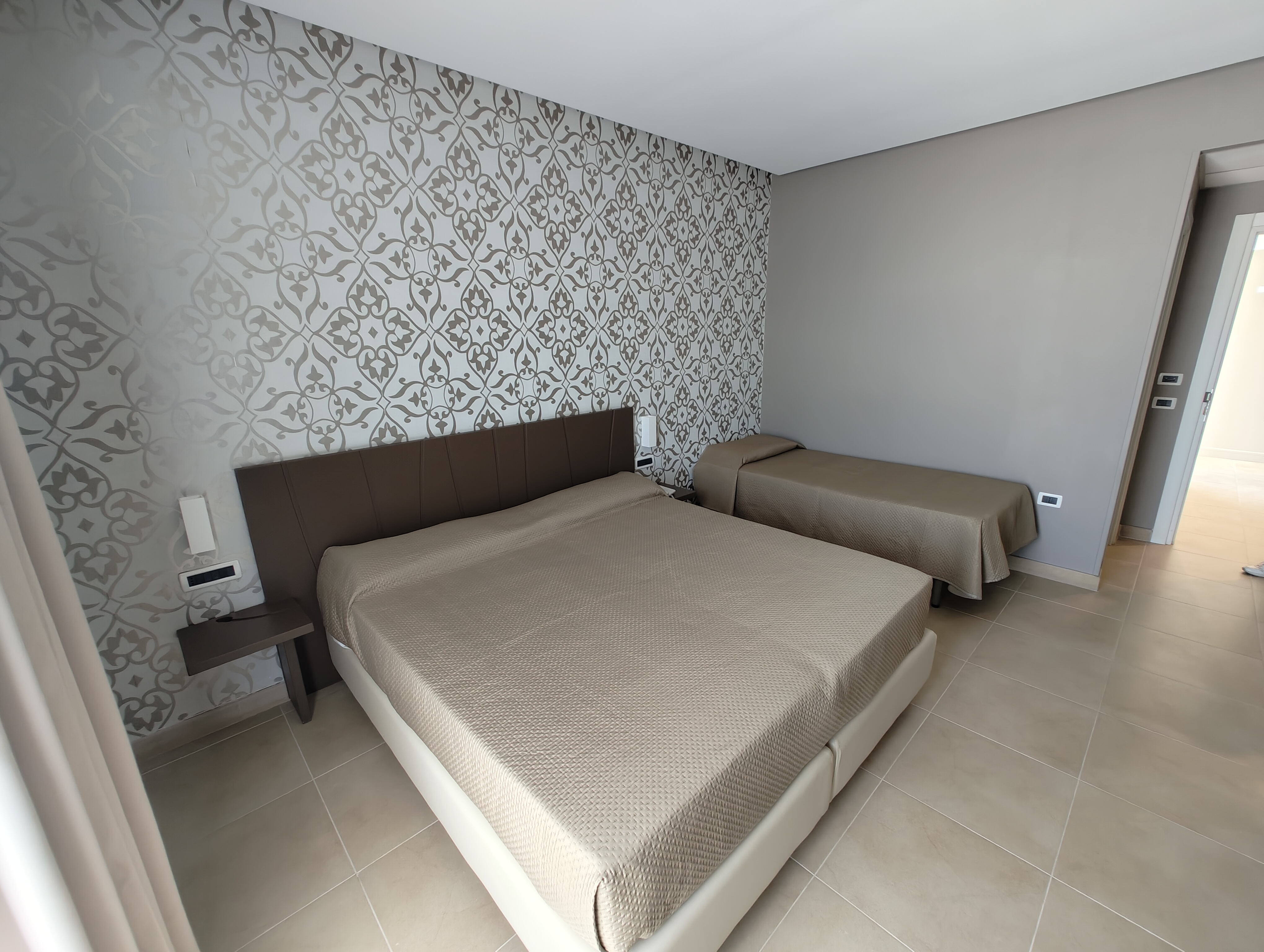 Hotel Bruman Casoria 9/20