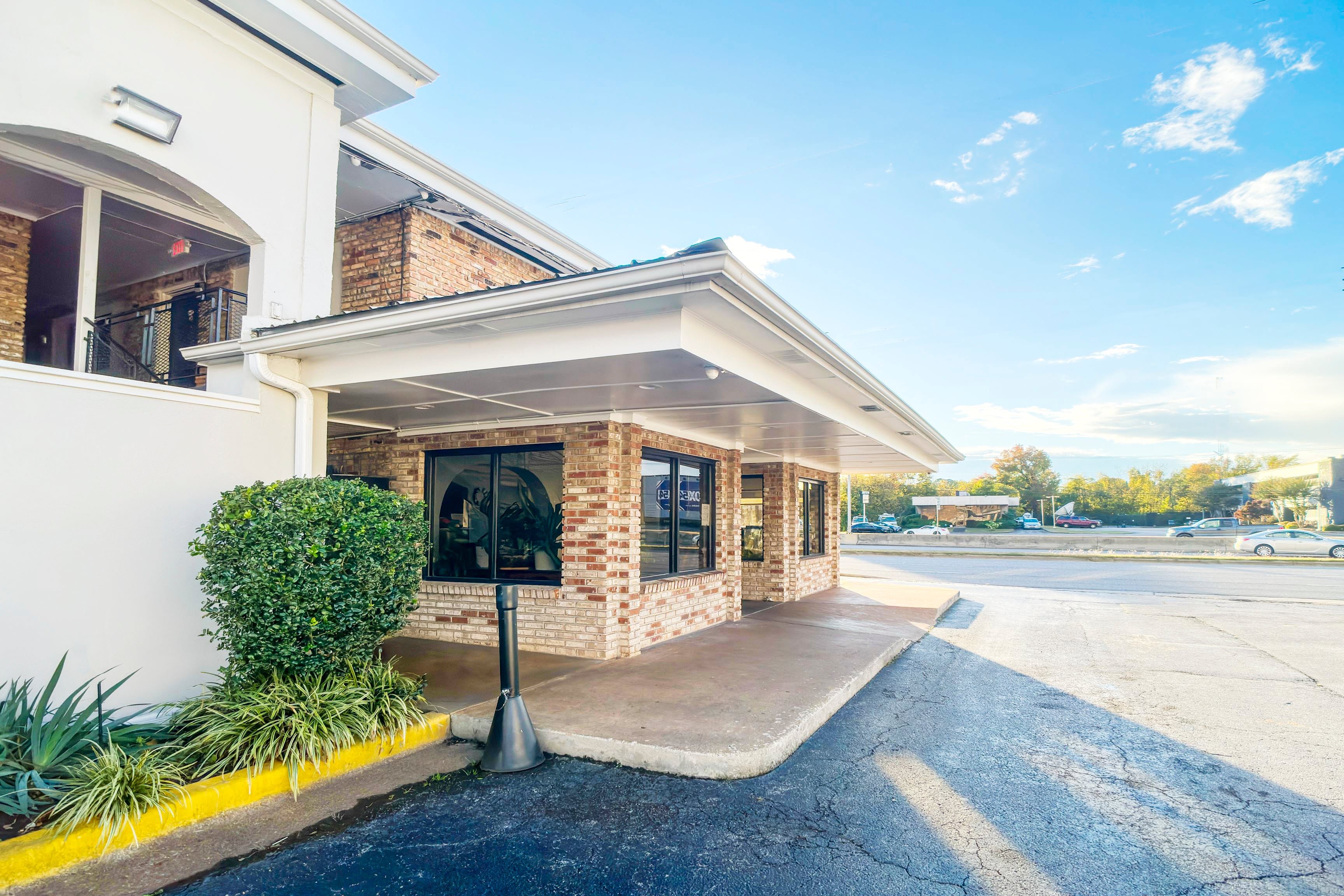 Hotel O Haven Inn Huntsville AL US 72 8/47