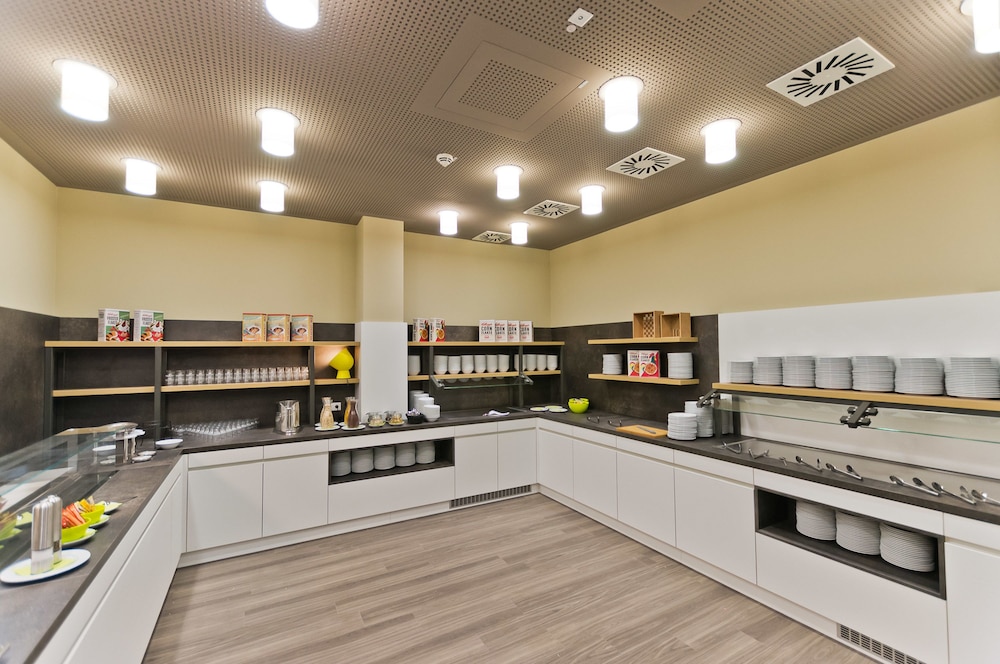 Freiburg City Nord hotel 12/42