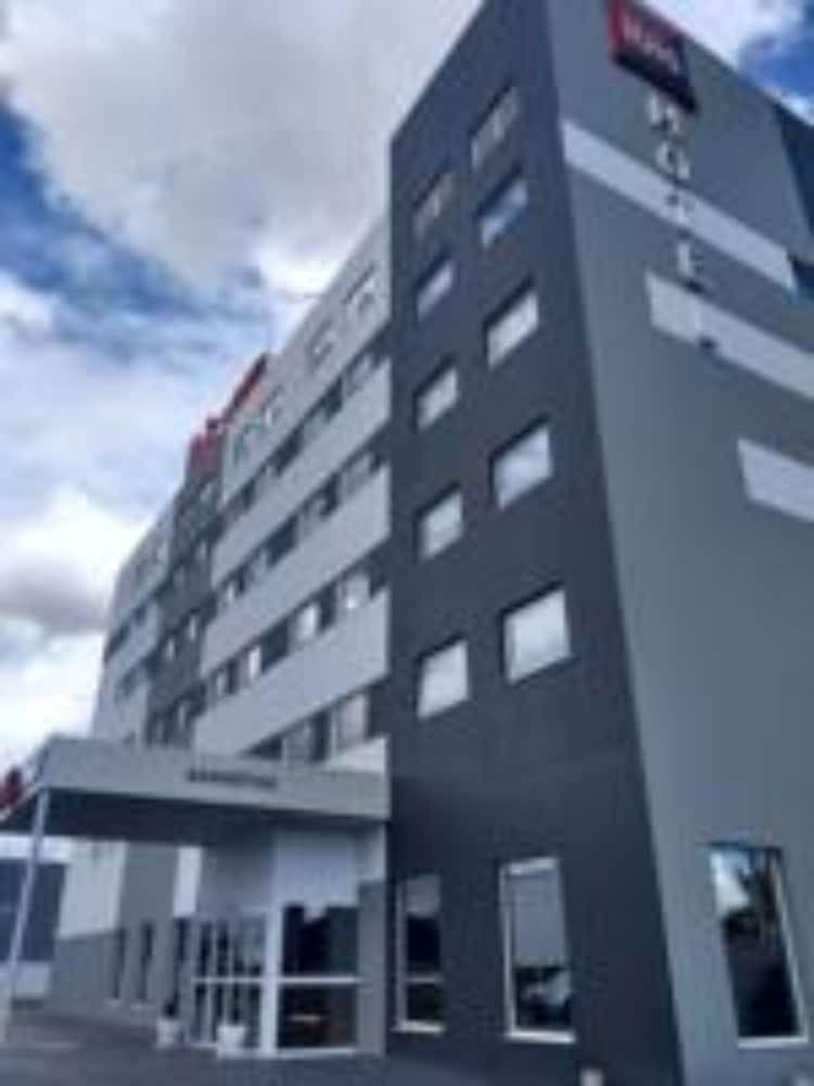 Ibis Barretos 2/50