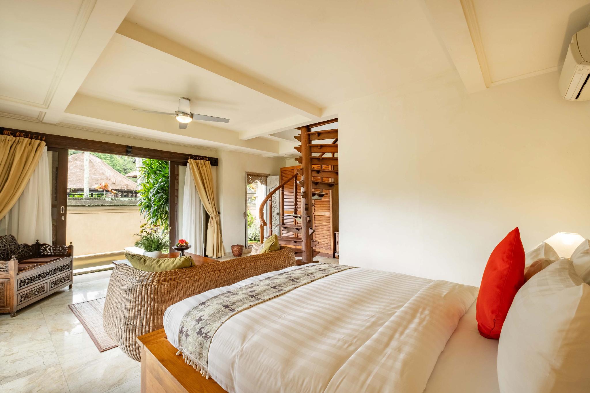 Duplex, Villa, King Bed, with Pool