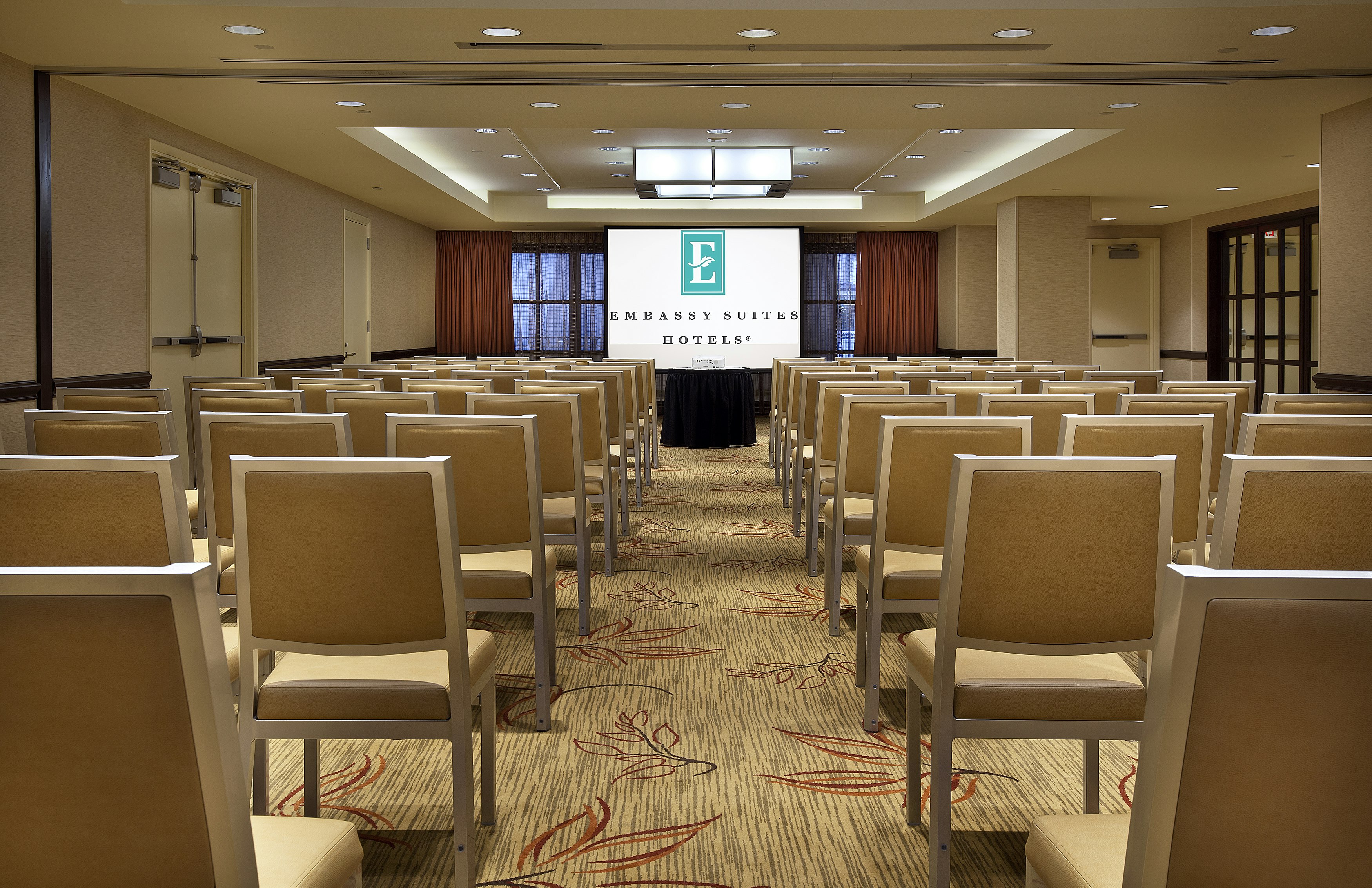 Embassy Suites By Hilton Washington Dc Chevy Chase Pavilion 65/80