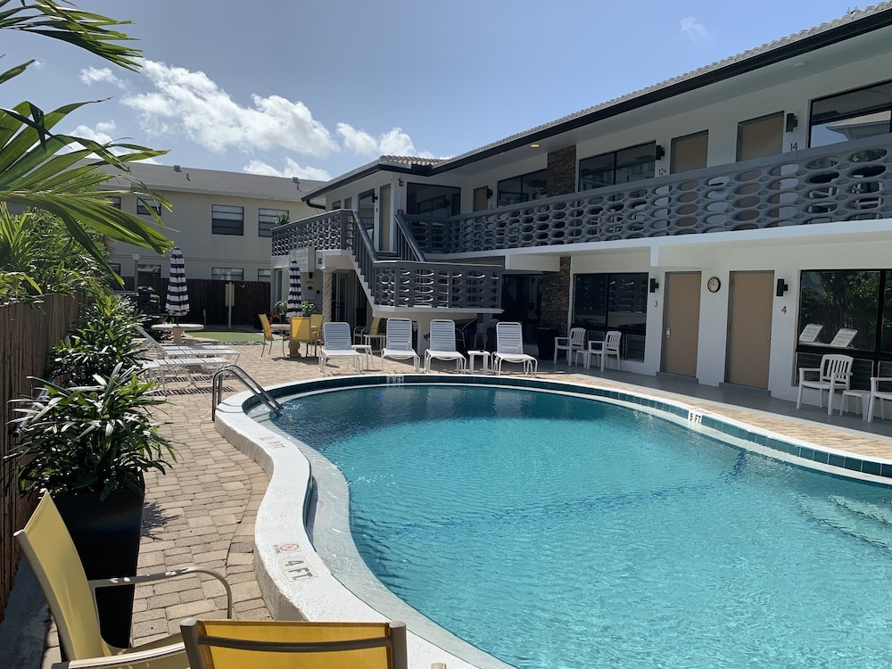 Ocean Villas of Deerfield 60/68
