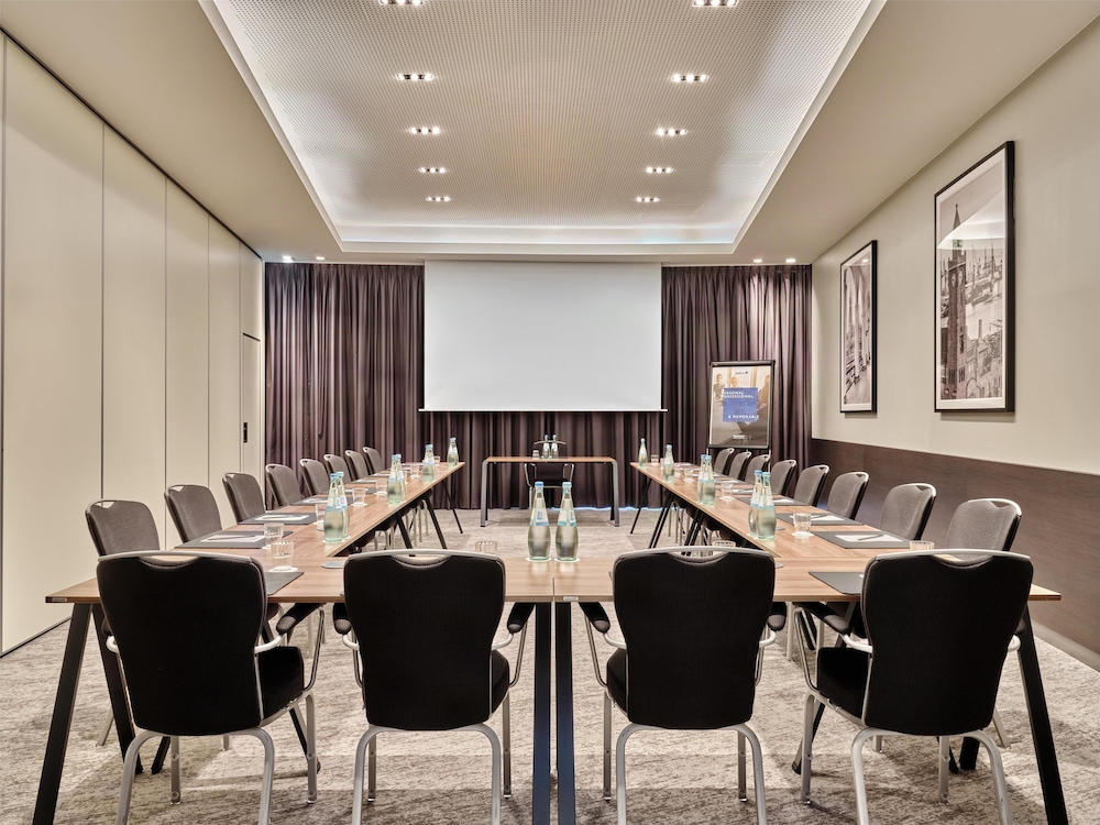 Radisson Blu Hotel, Hamburg Airport 57/66