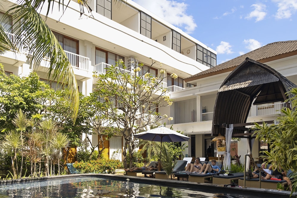 Abian Harmony Hotel 9/79