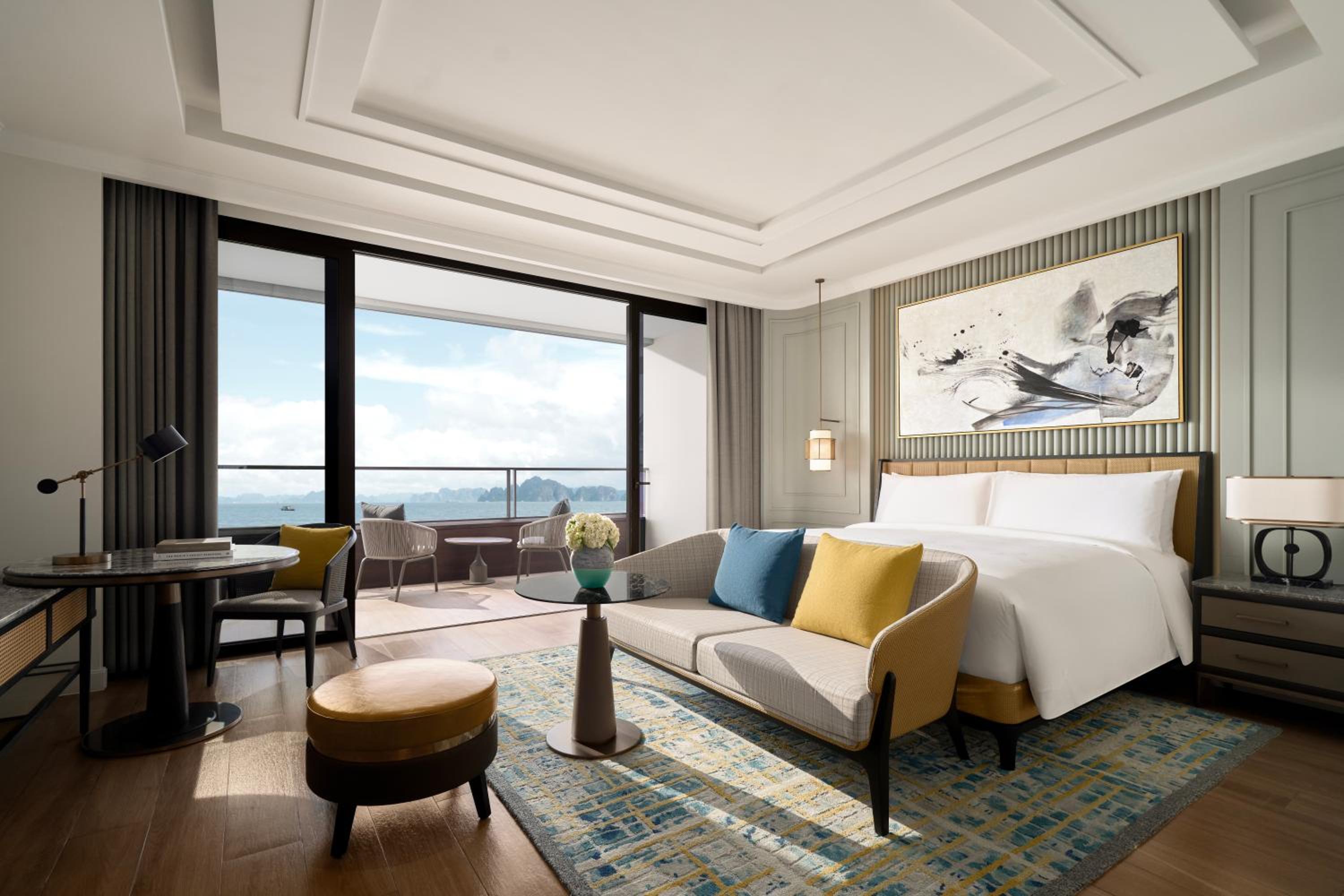 King Bed, Bay View