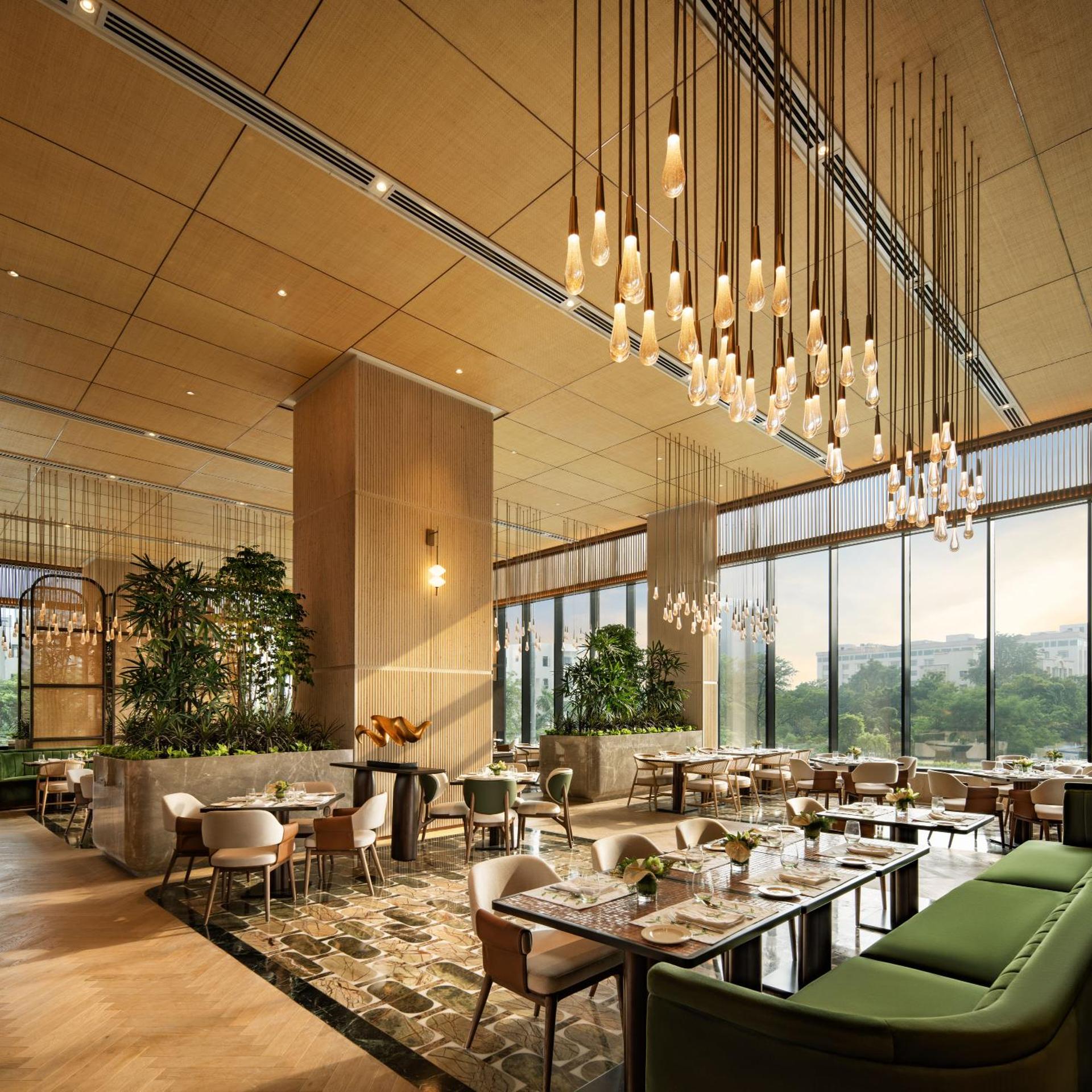 Taj Palace Lucknow 37/60