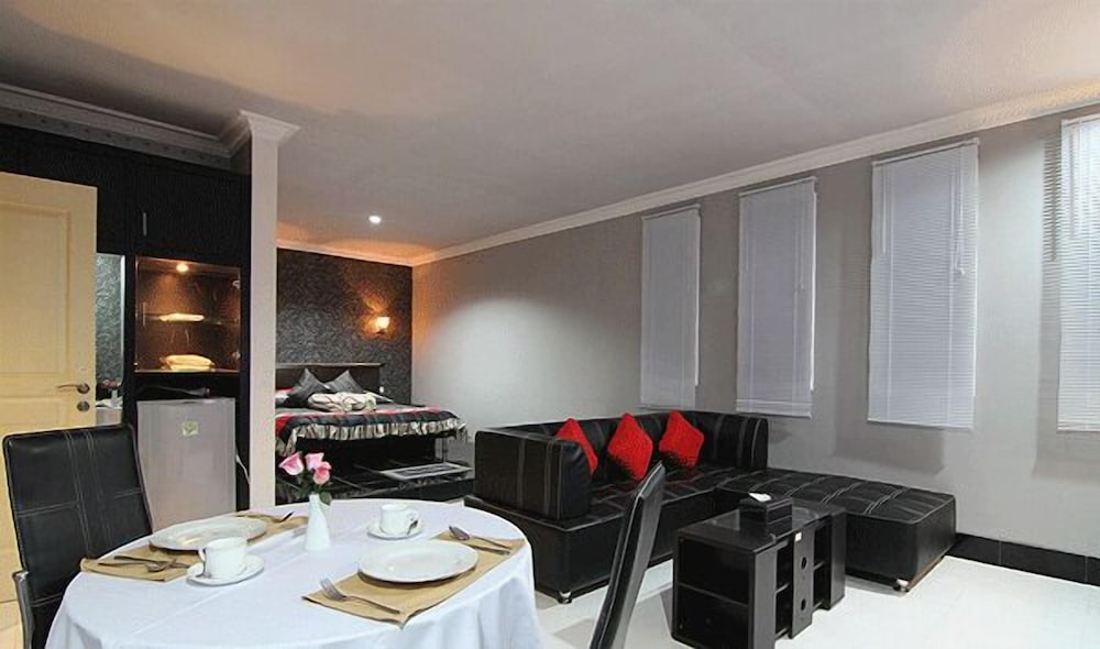 PATRIA PALACE HOTEL 14/17