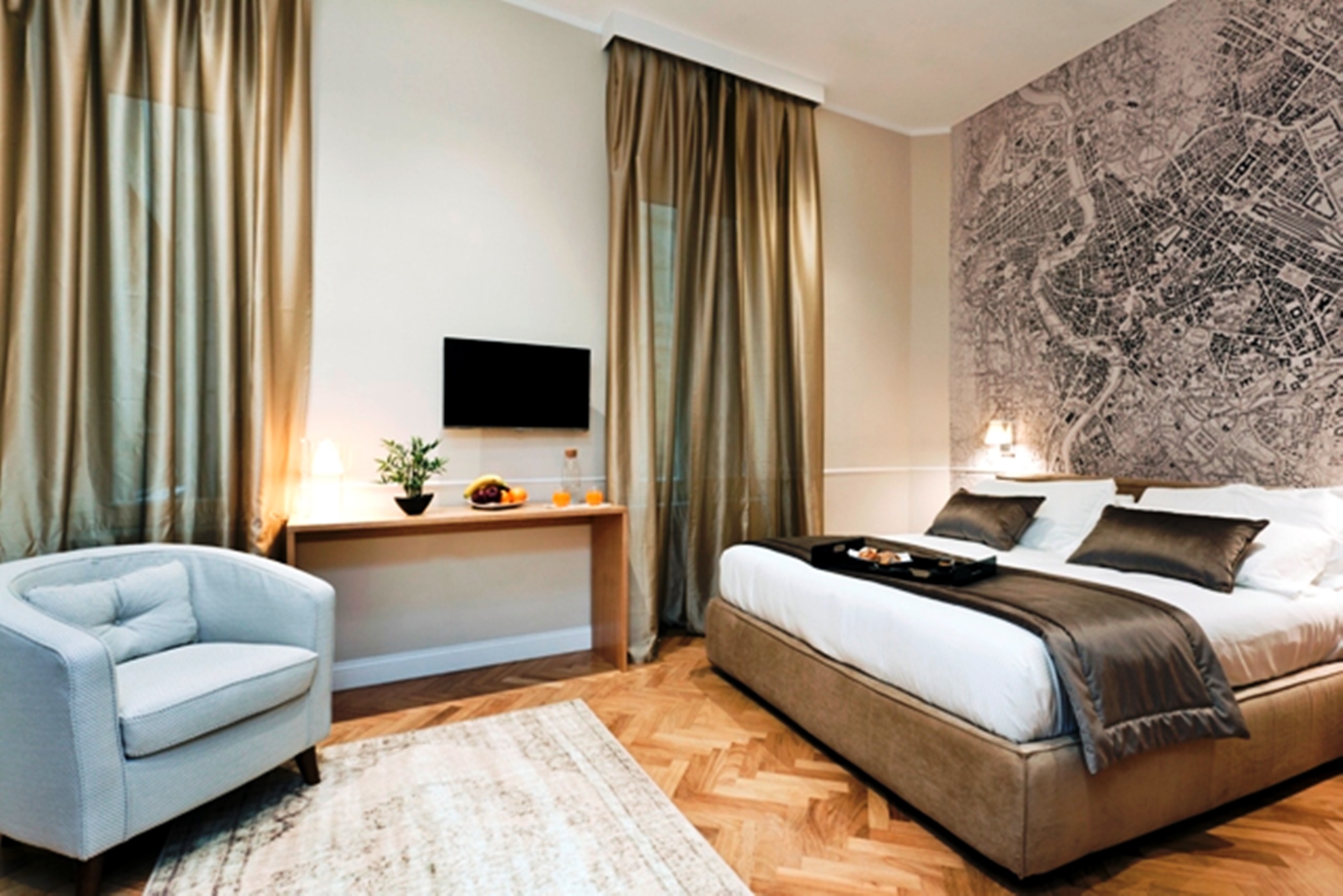 VANITY HOTEL 24/52