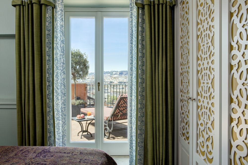 Rocco Forte Hotel De La Ville 23/47