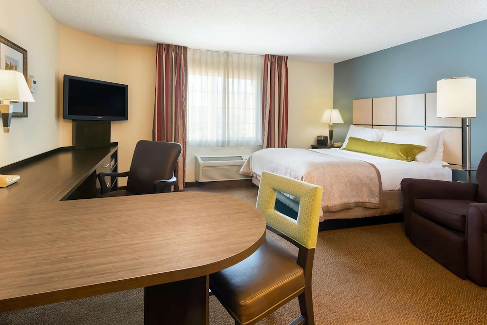 MainStay Suites Wichita Northeast 20/45