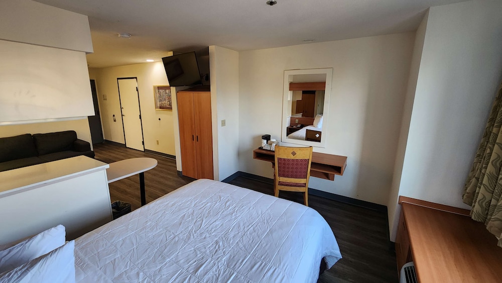 غرفة قياسية بسرير كوين، Surestay By Best Western Sacramento South Natomas 4/7