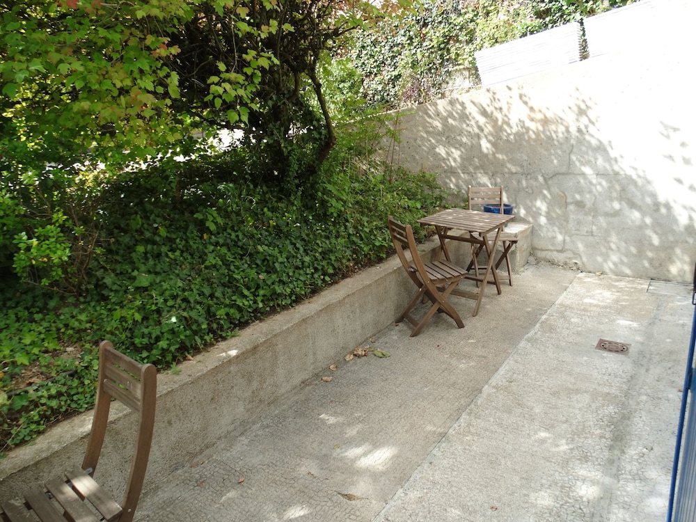 Le Castel Fleuri Hotel 52/61