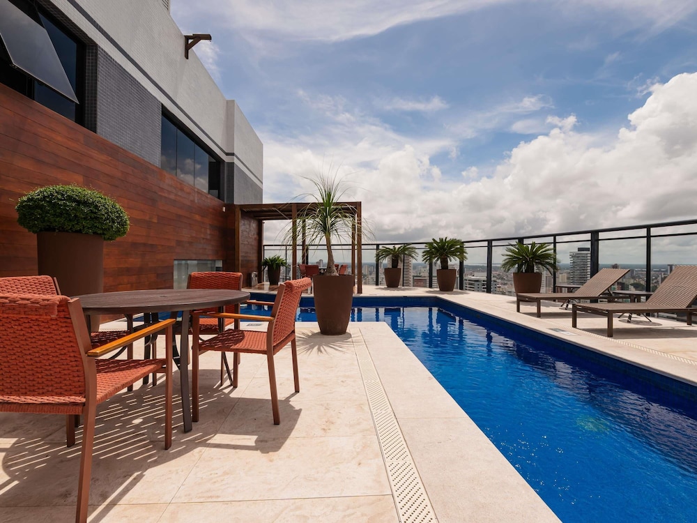 Mercure Belem Boulevard 73/75